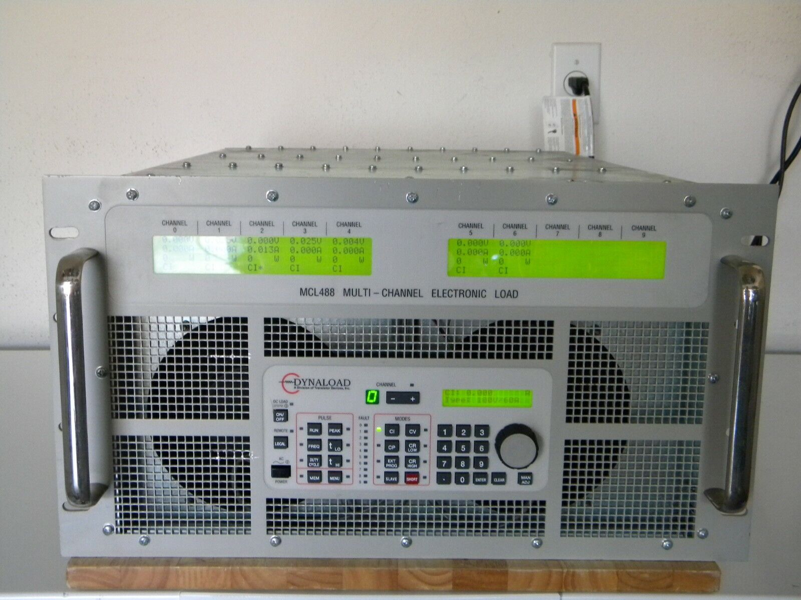 TDI Dynaload MCL488 DC Load mainframe w/7 of 100Vdc 60A 350W loads TDI Dynaload MCL488 DC Load mainframe w/7 of 100Vdc 60A 350W loads